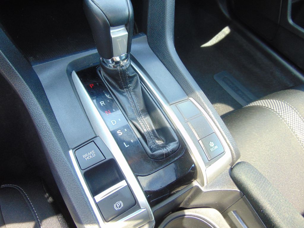 2019 Honda Civic Image 19