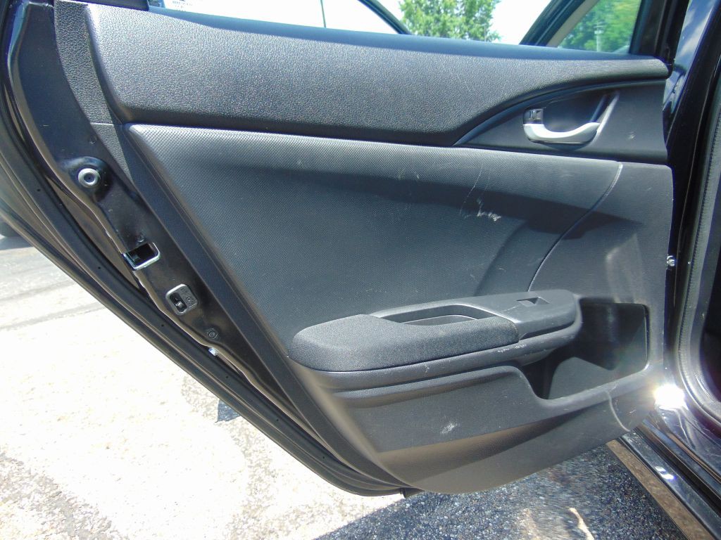 2019 Honda Civic Image 24