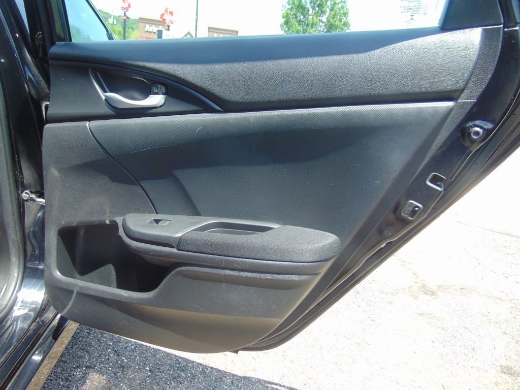 2019 Honda Civic Image 25
