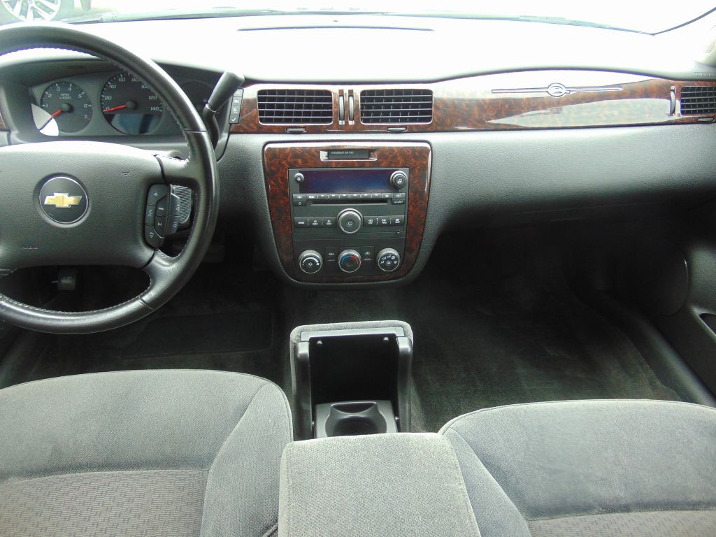 2013 Chevrolet Impala Image 16