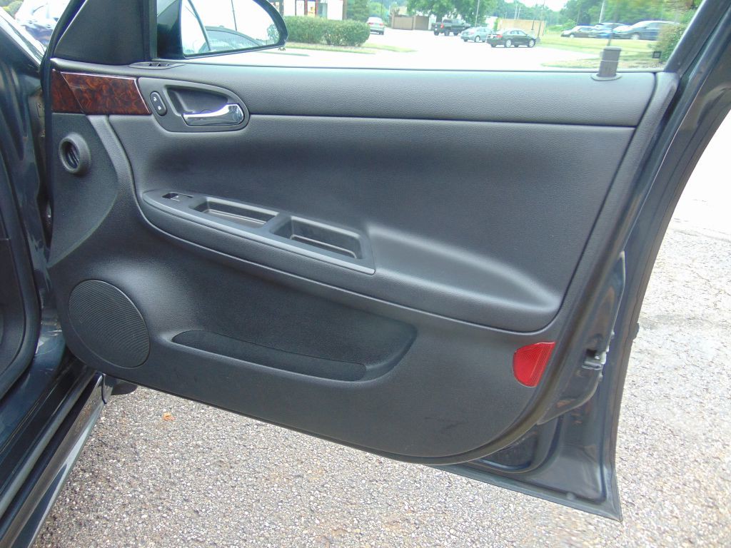 2013 Chevrolet Impala Image 21