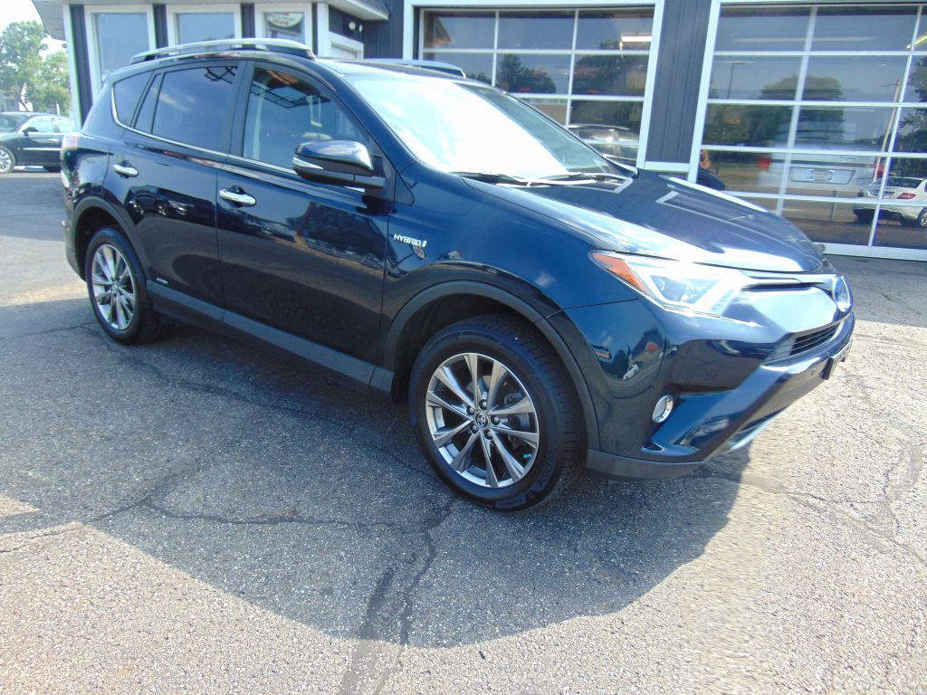 2017 Toyota Rav4 Image 6