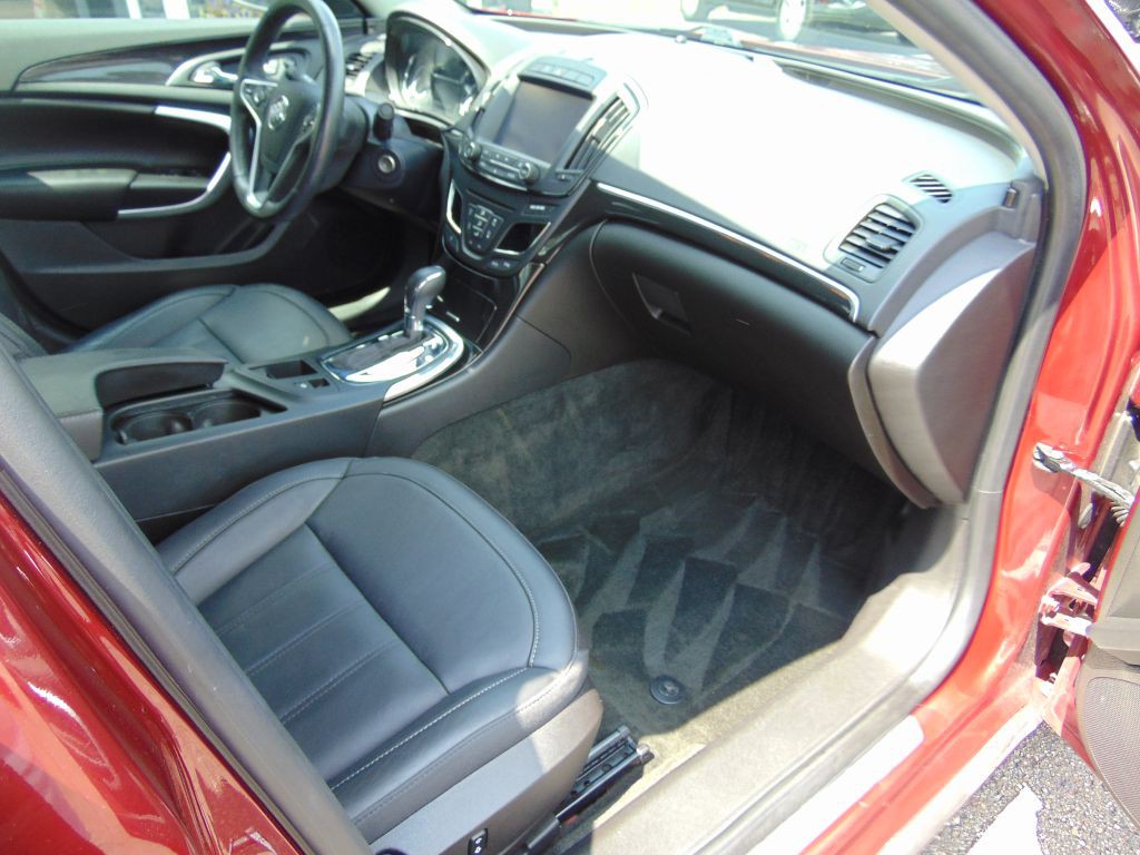 2017 Buick Regal Image 5