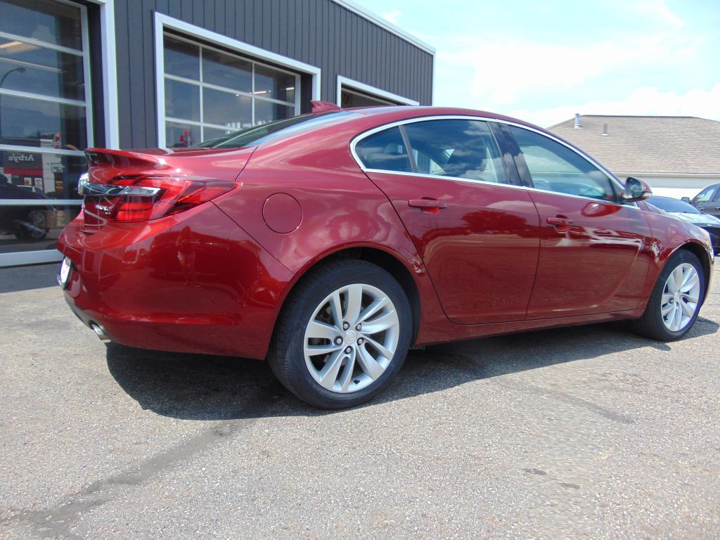 2017 Buick Regal Image 9