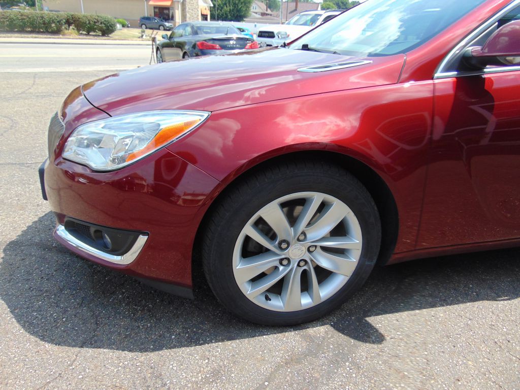 2017 Buick Regal Image 12