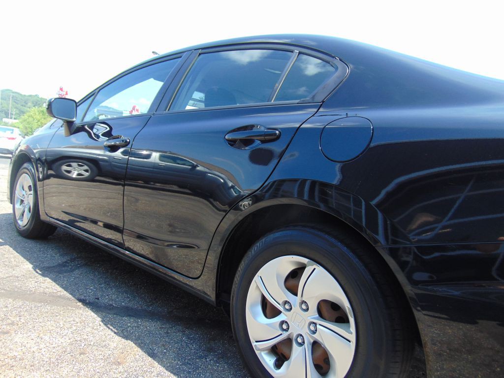 2015 Honda Civic Image 16