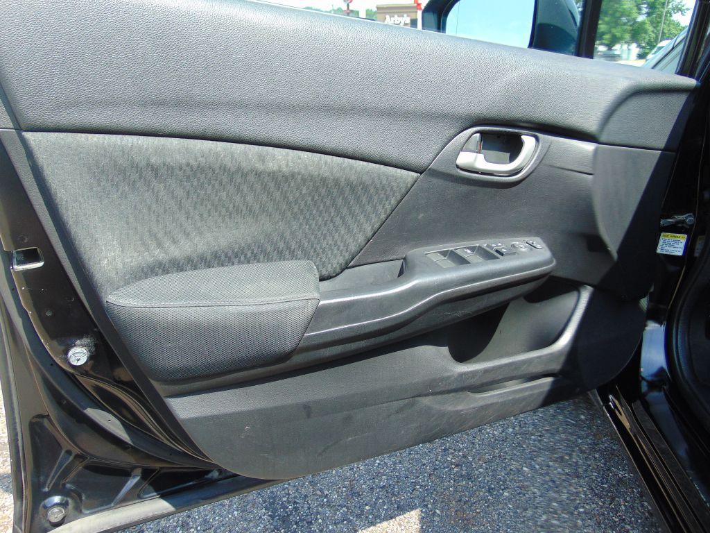 2015 Honda Civic Image 23