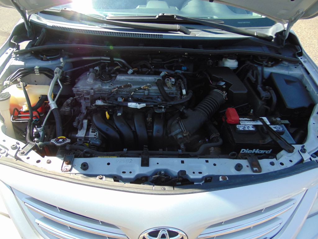 2013 Toyota Corolla Image 29