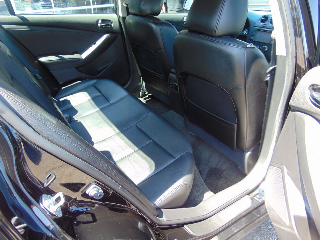 2012 Nissan Altima Image 4