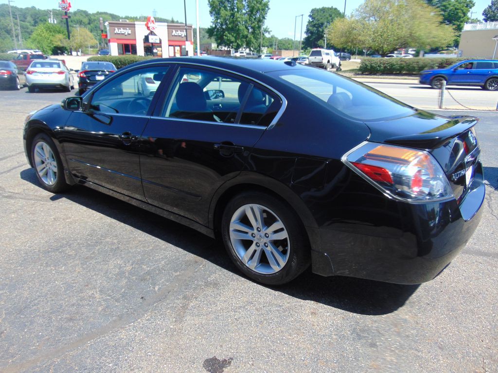 2012 Nissan Altima Image 8