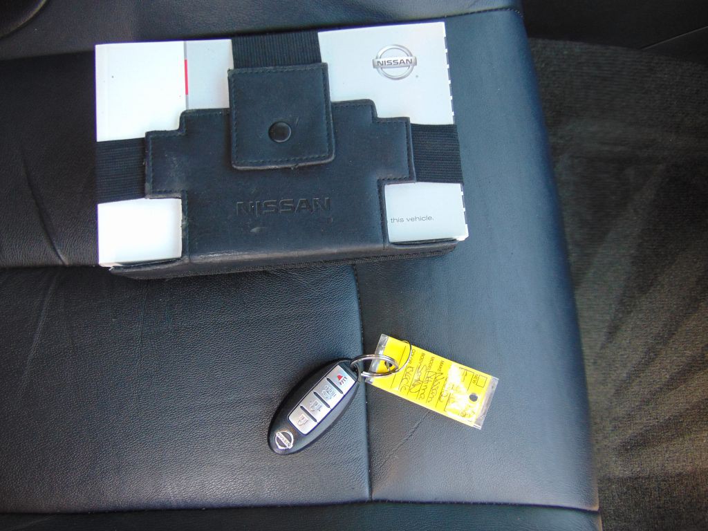 2012 Nissan Altima Image 10