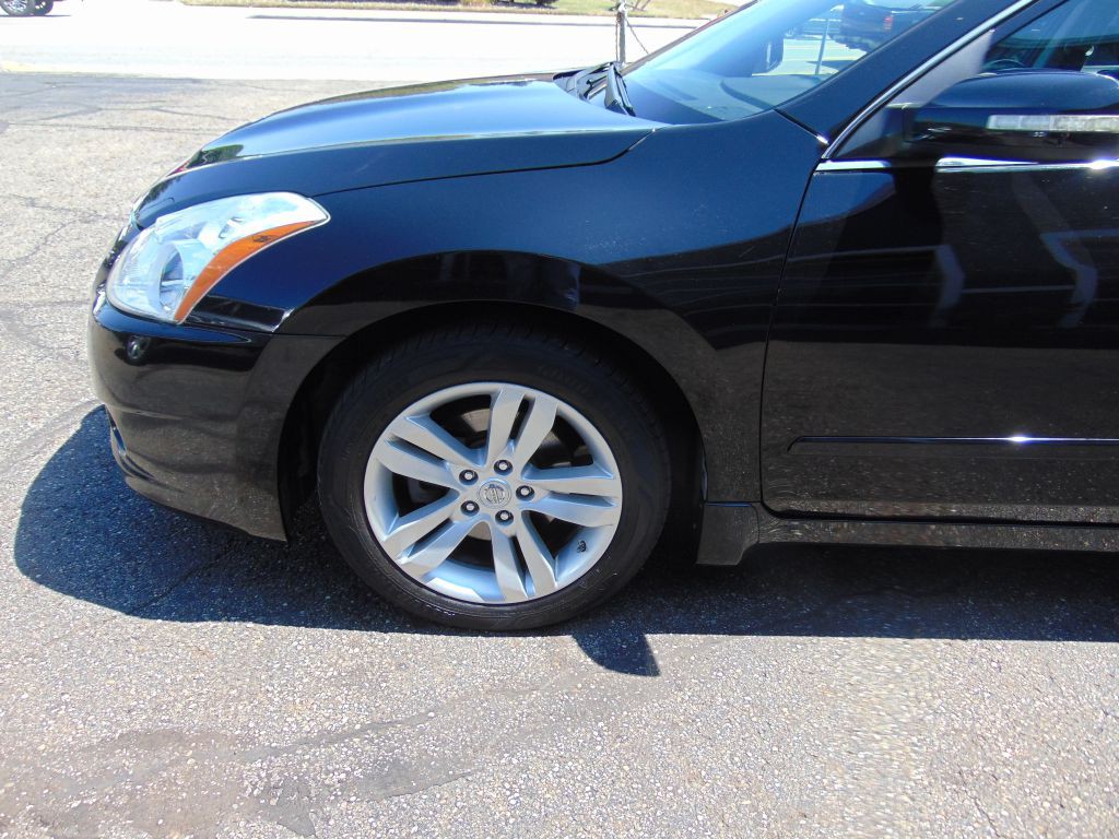 2012 Nissan Altima Image 12