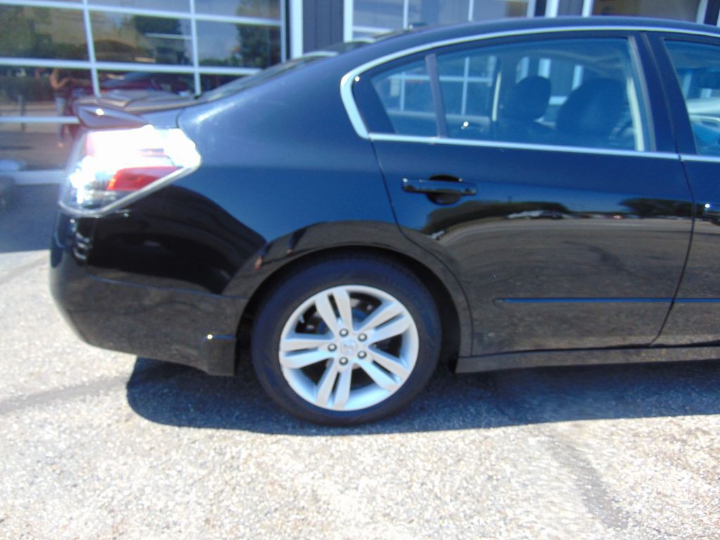 2012 Nissan Altima Image 14