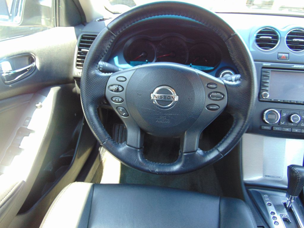 2012 Nissan Altima Image 18