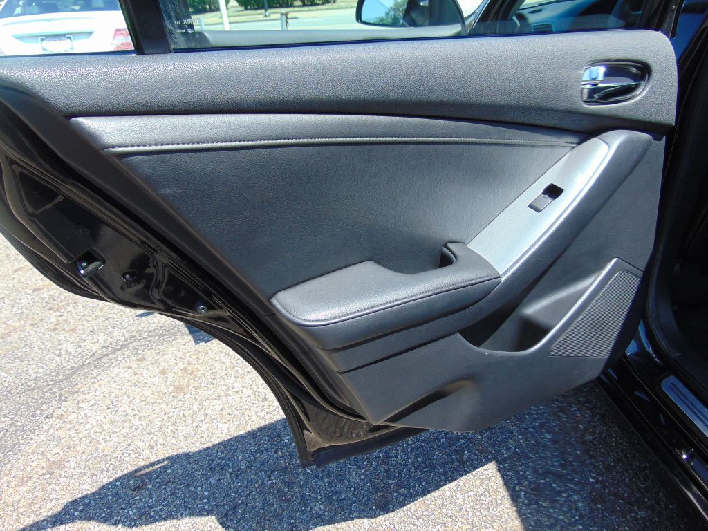 2012 Nissan Altima Image 23