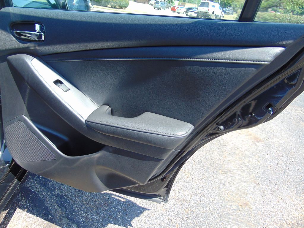 2012 Nissan Altima Image 24