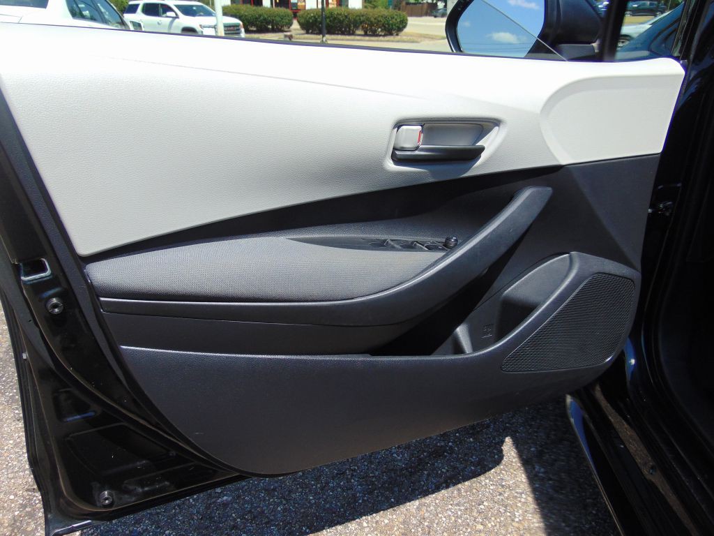 2022 Toyota Corolla Image 23