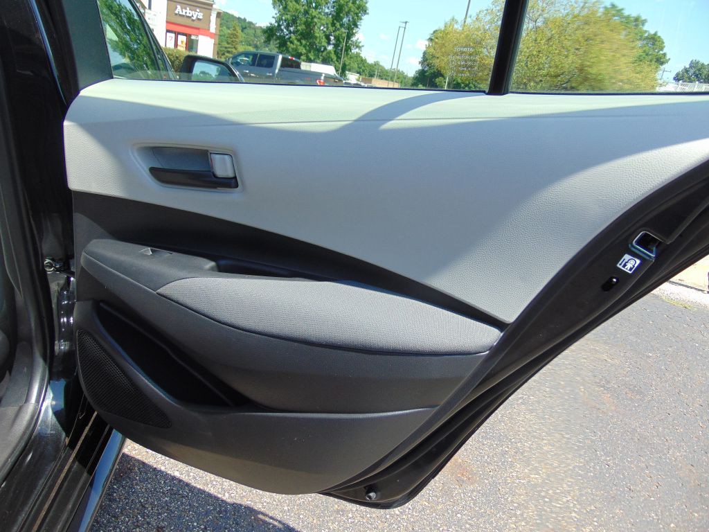 2022 Toyota Corolla Image 25