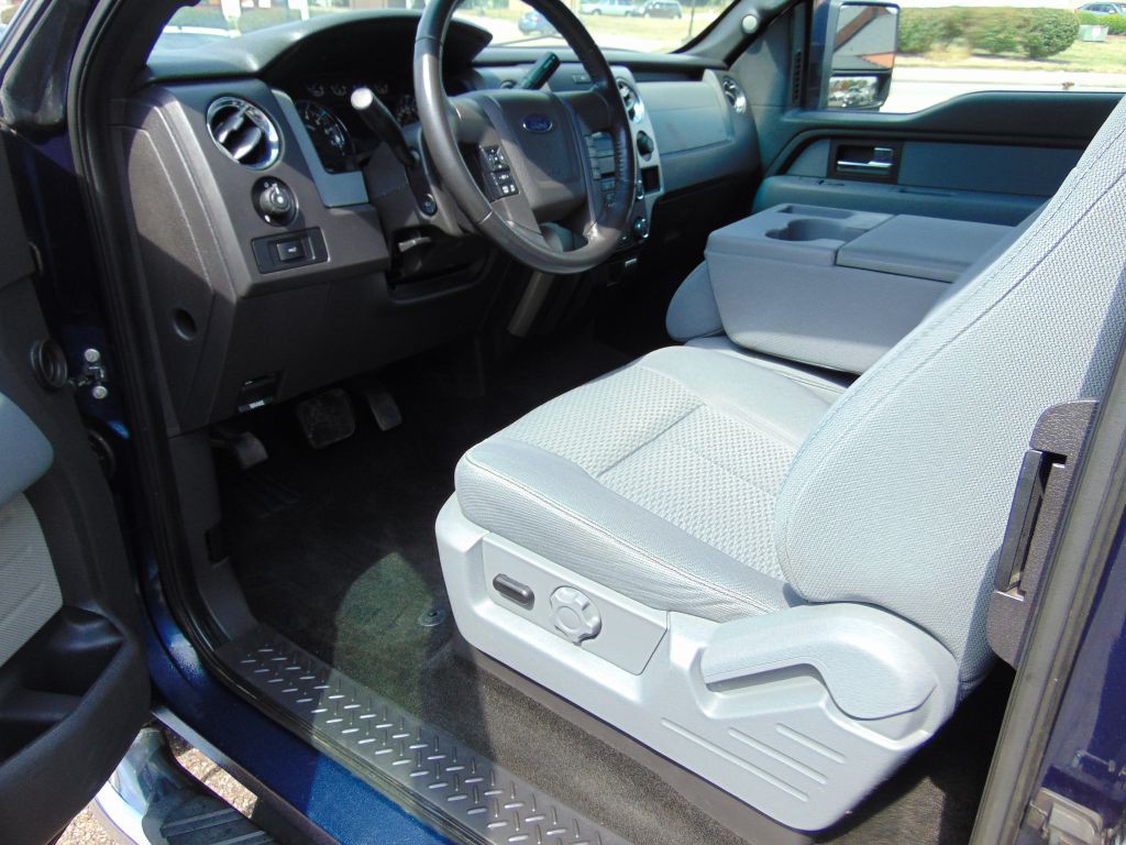 2013 Ford F-150 Image 2
