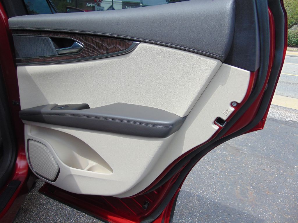 2016 Lincoln MKX Image 22