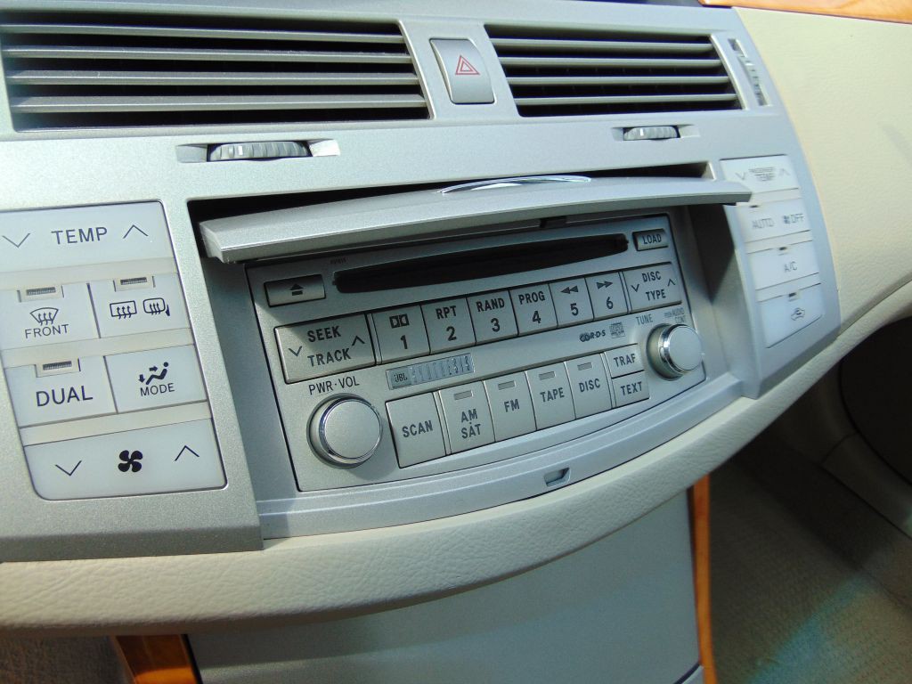 2007 Toyota Avalon Image 19