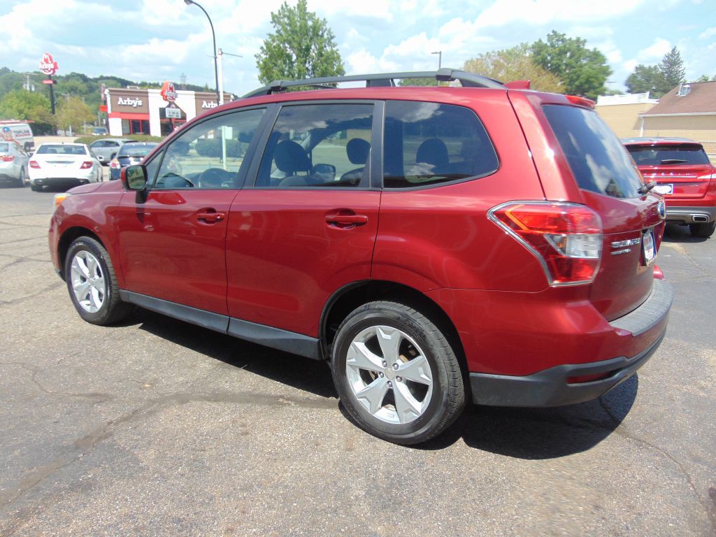 2016 Subaru Forester Image 8