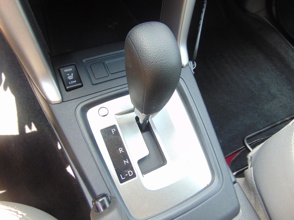 2016 Subaru Forester Image 11