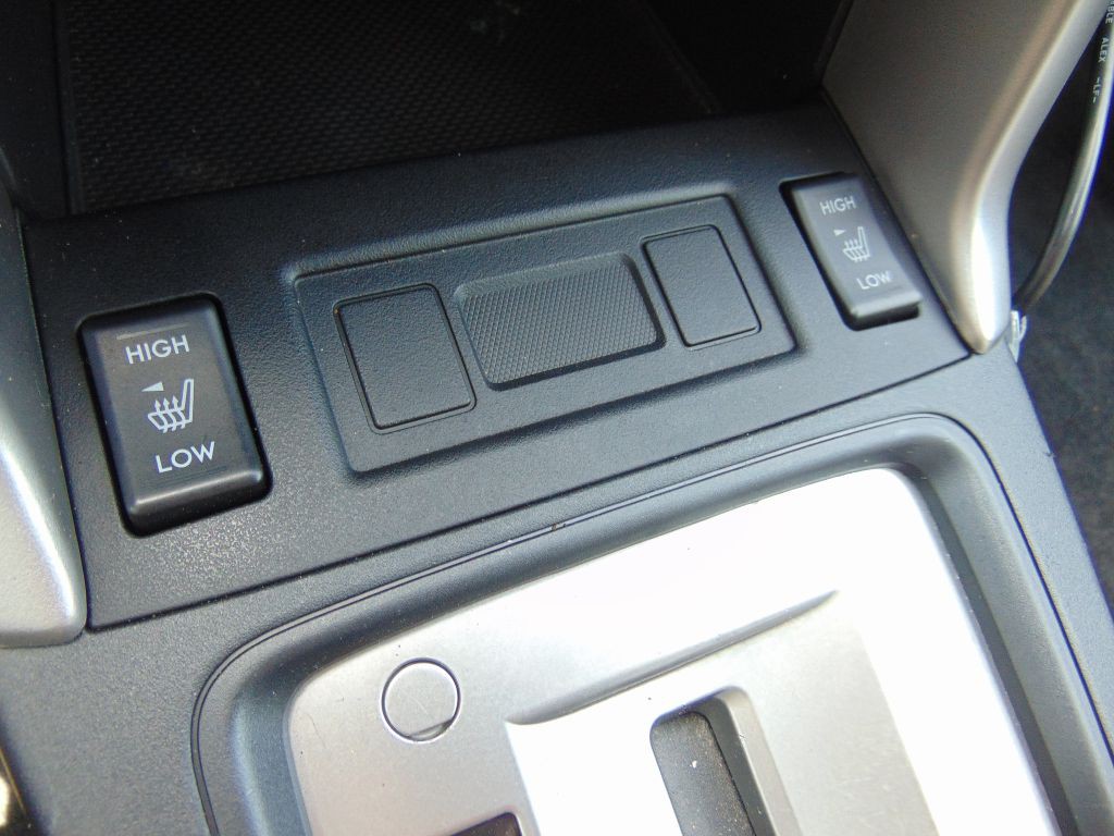 2016 Subaru Forester Image 14