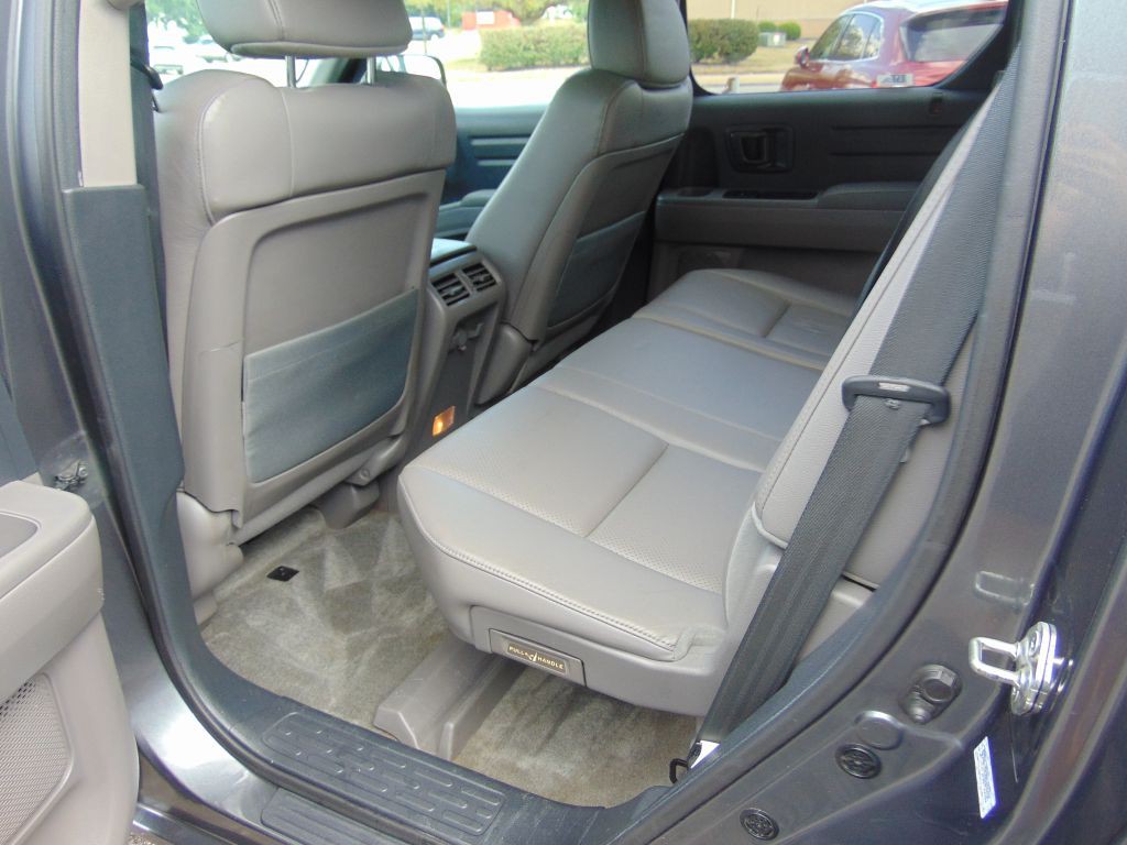 2011 Honda Ridgeline Image 3
