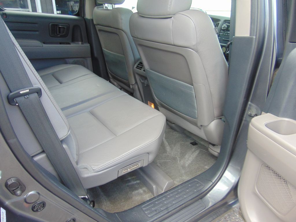 2011 Honda Ridgeline Image 4