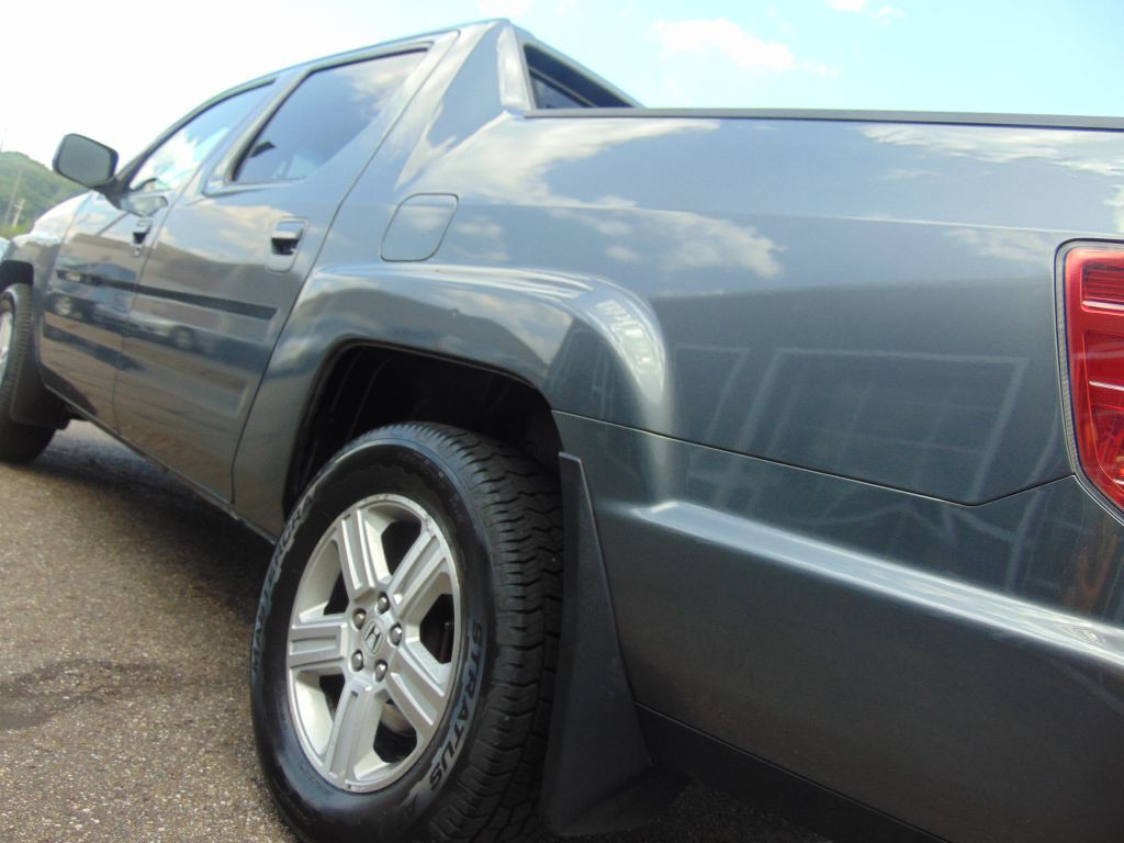 2011 Honda Ridgeline Image 16