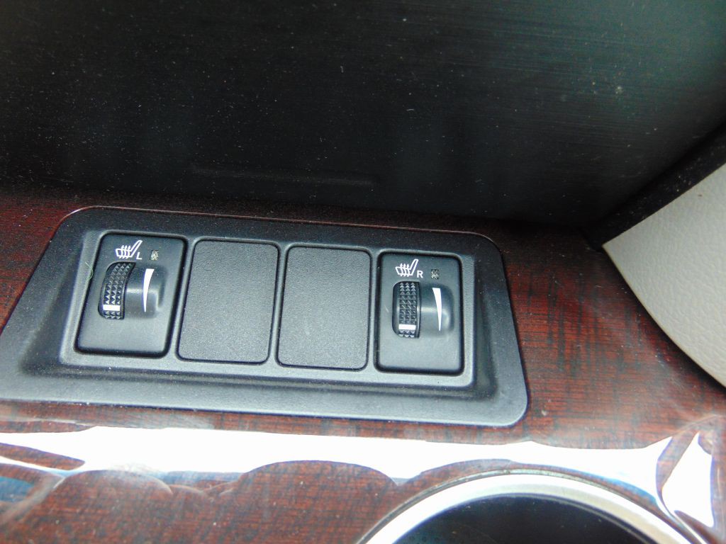 2014 Toyota Camry Image 20