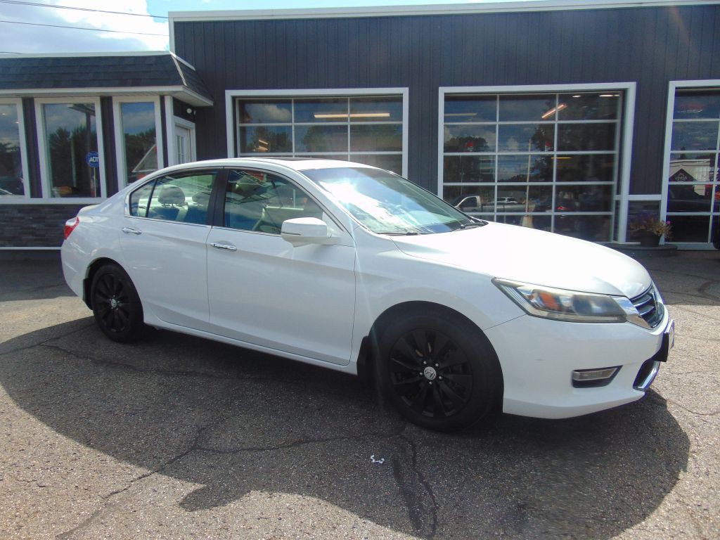 2013 Honda Accord Image 1