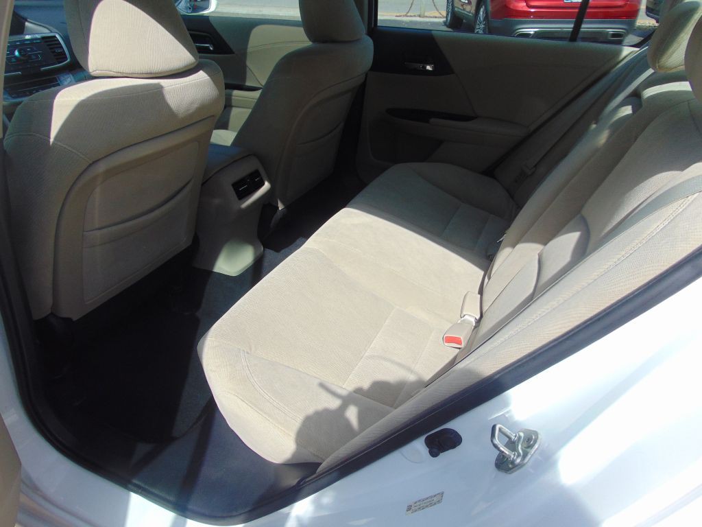 2013 Honda Accord Image 3