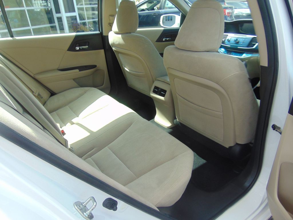 2013 Honda Accord Image 4