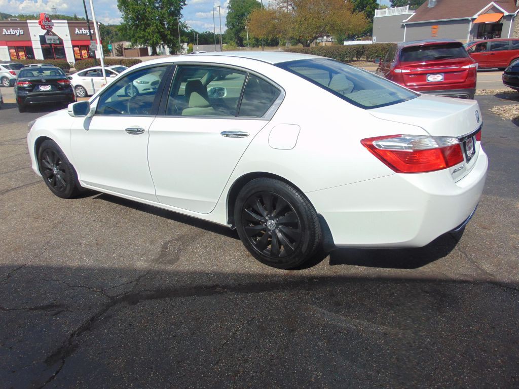 2013 Honda Accord Image 8