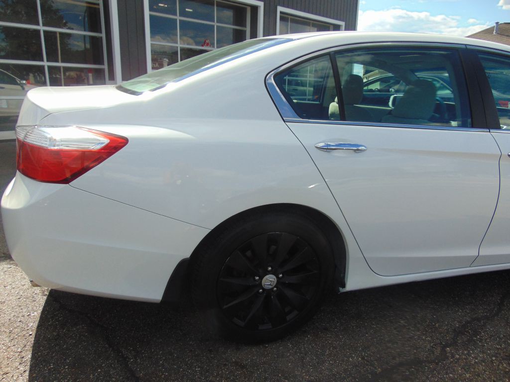 2013 Honda Accord Image 14
