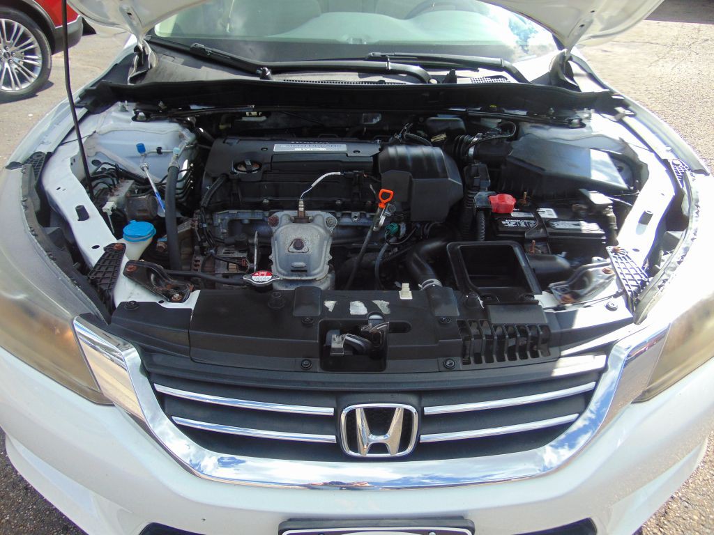 2013 Honda Accord Image 24