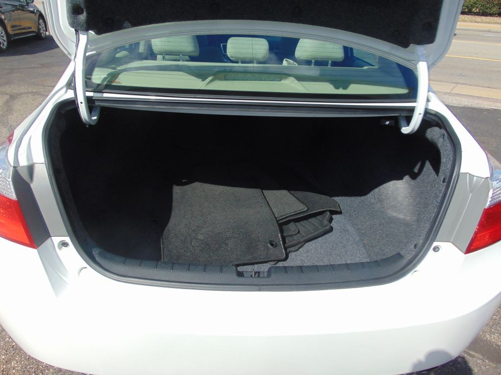 2013 Honda Accord Image 26