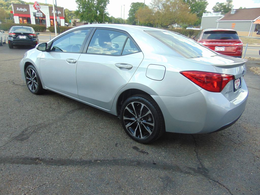 2017 Toyota Corolla Image 8