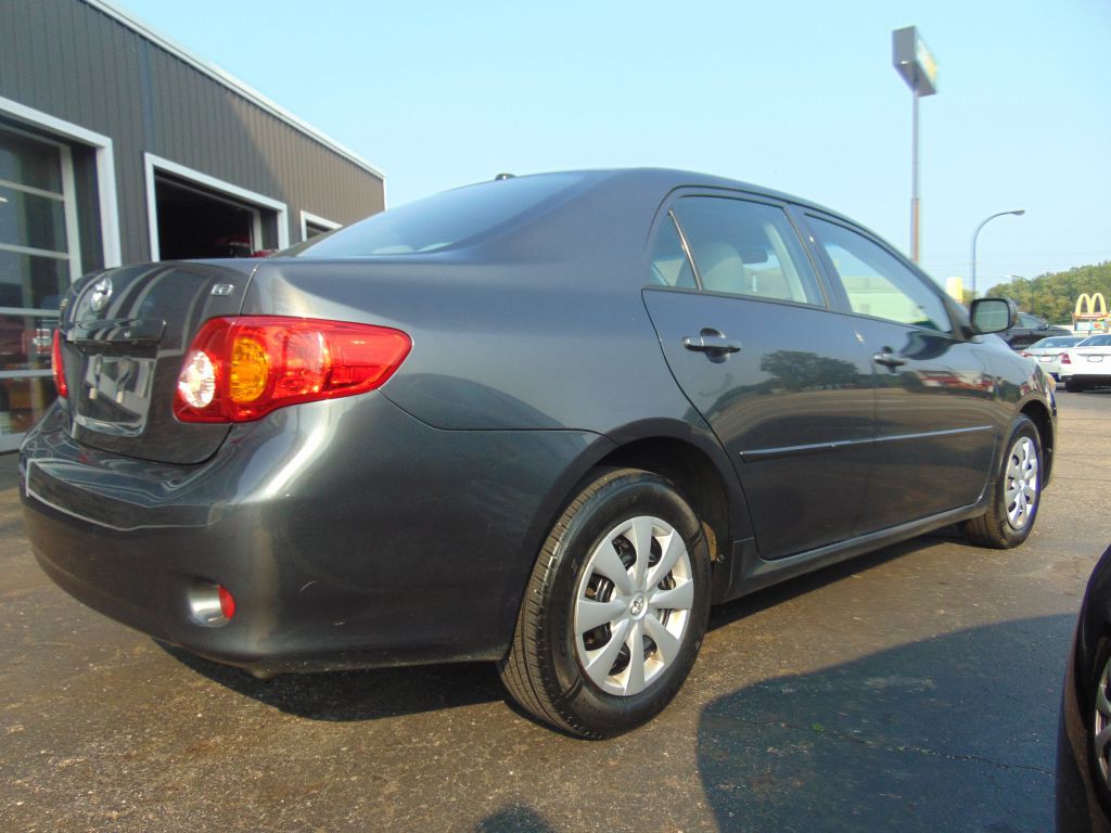 2010 Toyota Corolla Image 8