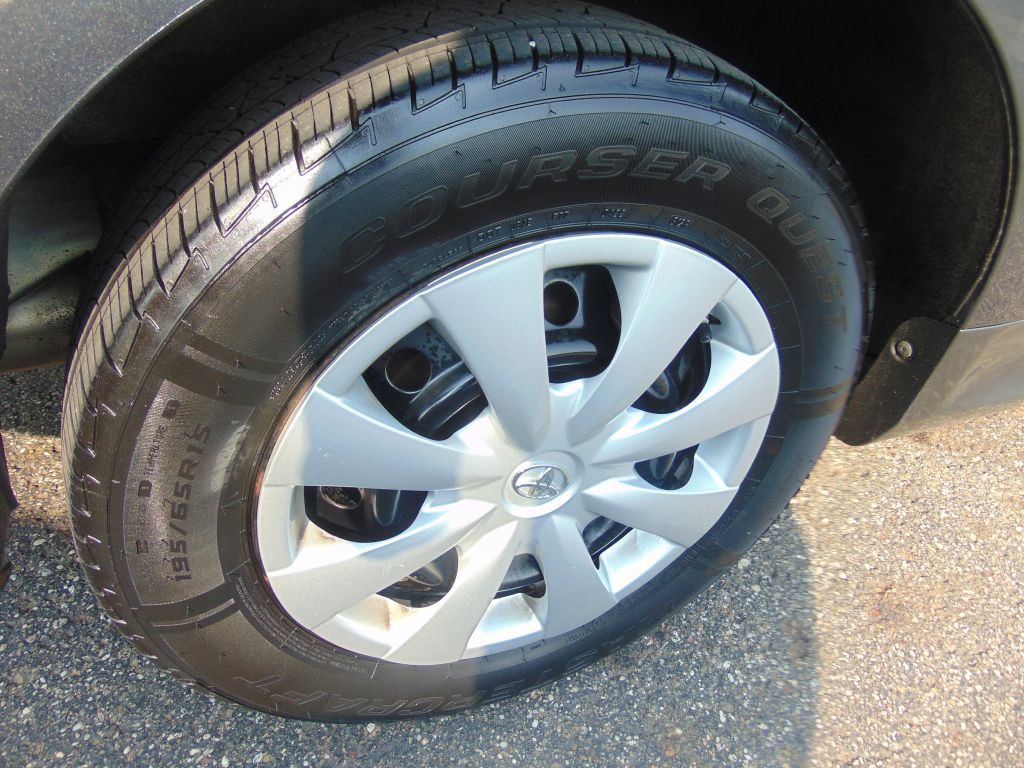 2010 Toyota Corolla Image 26
