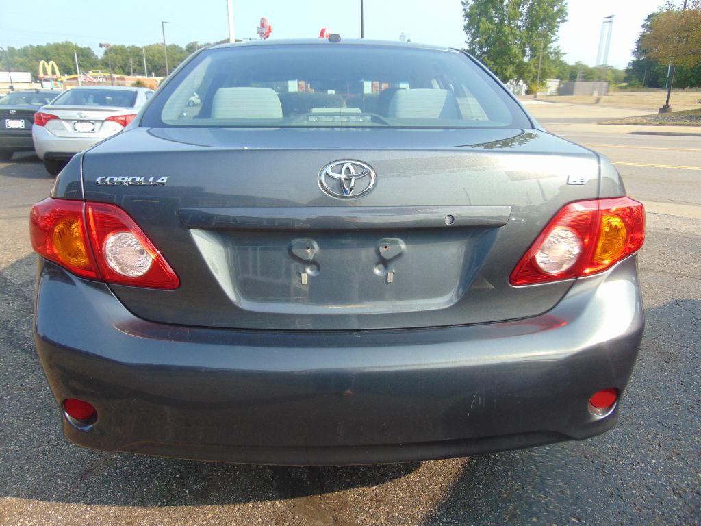 2010 Toyota Corolla Image 33