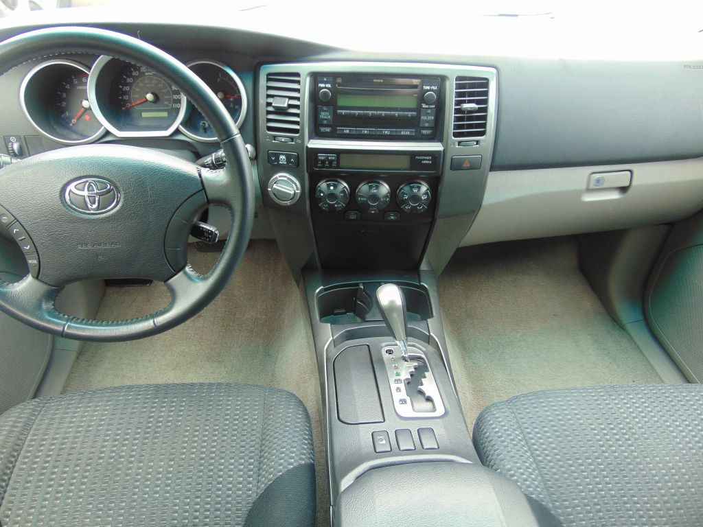2007 Toyota 4Runner Image 17