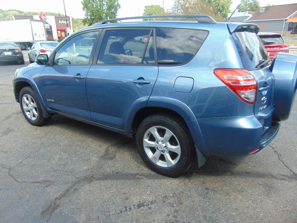 2011 Toyota Rav4 Image 8