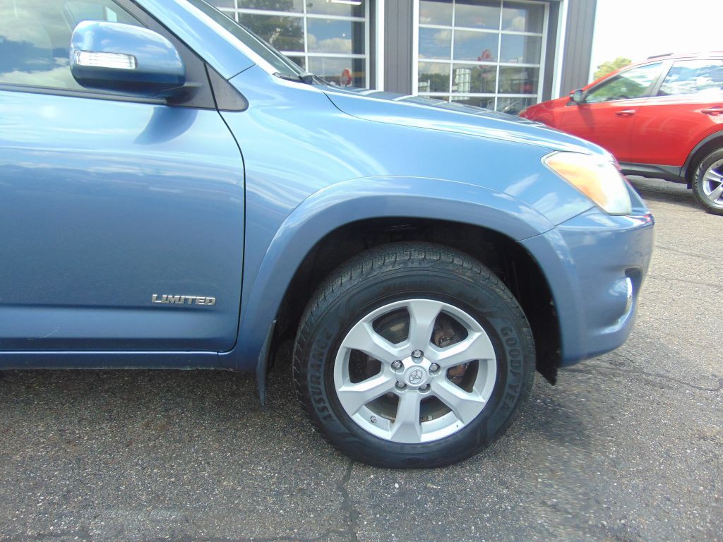 2011 Toyota Rav4 Image 11