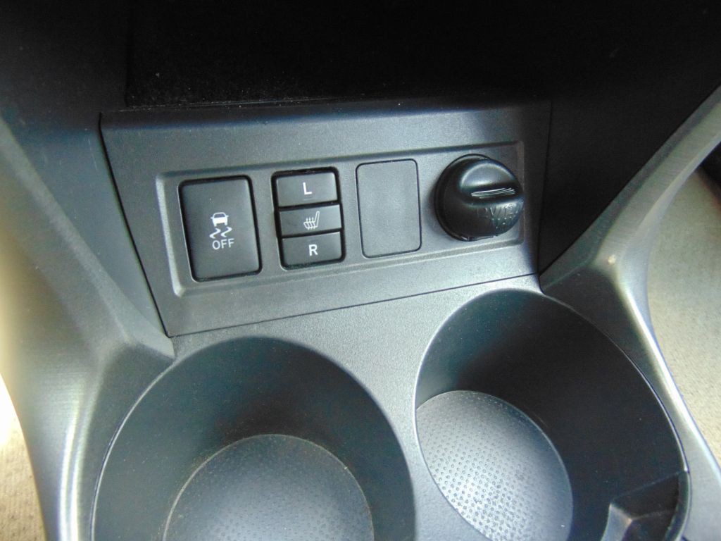 2011 Toyota Rav4 Image 20