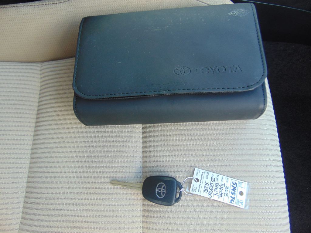 2015 Toyota Rav4 Image 10