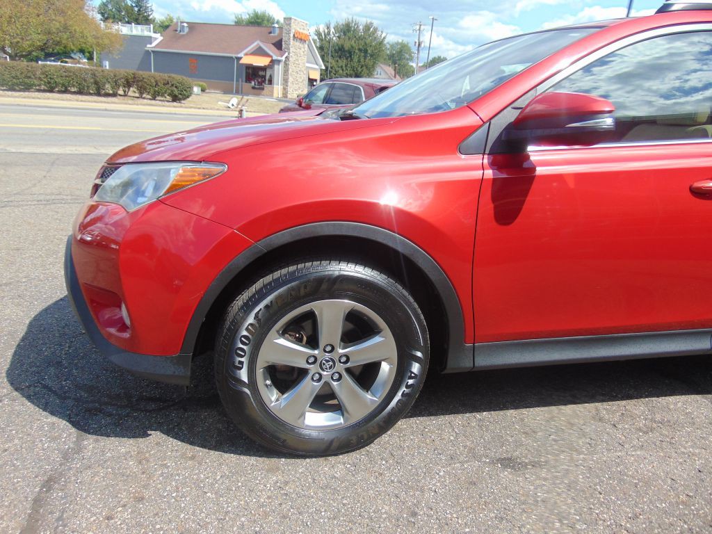 2015 Toyota Rav4 Image 12