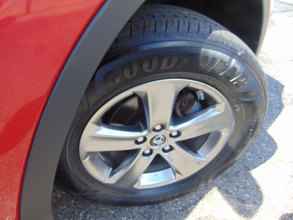 2015 Toyota Rav4 Image 30